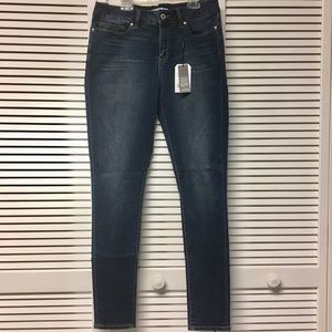 Yummie Super Skinny Jeans